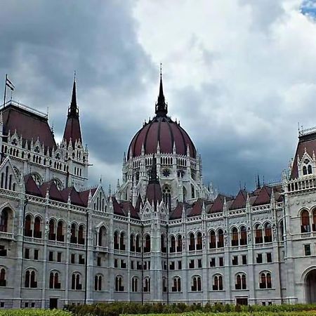 1#Parliament Sunflower Apartments Room Budapest Luaran gambar