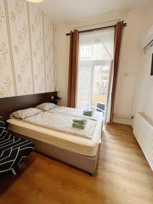 1#Parliament Sunflower Apartments Room Budapest Luaran gambar